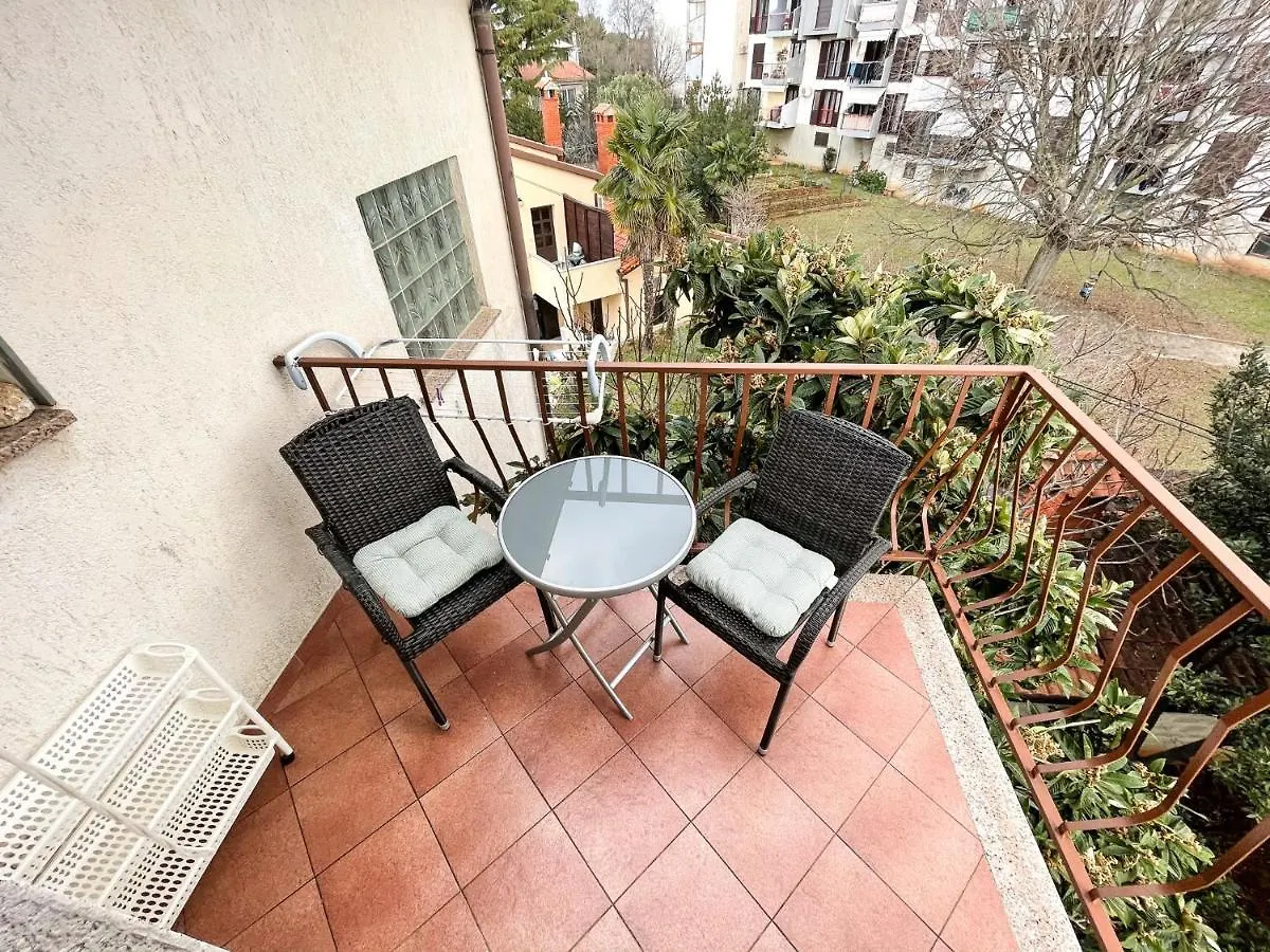 Apartments In Rovinj - Istrien 41350 0*,